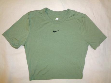 Krásné khaki crop-top tričko nike, nike,xs
