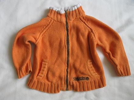 Svetr na zip, 86