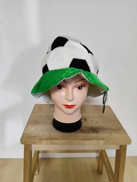 Fanouškovský klobouk fotbal,