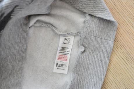 Mikina vel. 9 - 10 let, f&f,140