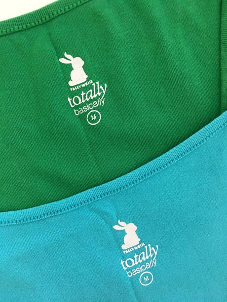 Dámská značková trička/tílka/crop topy, vel. xs/s, s