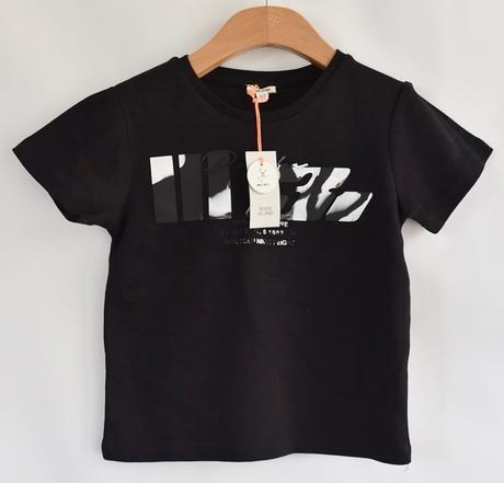 Tričko vel. 4 - 5 let, river island,110