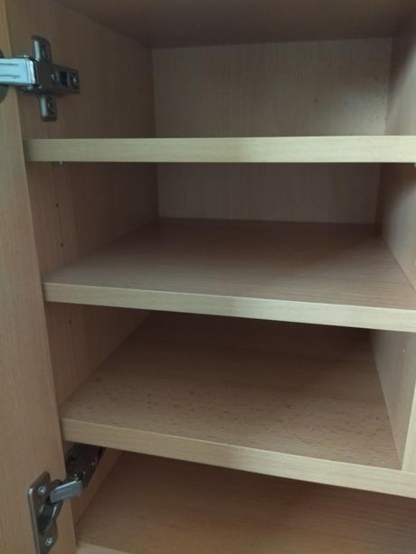 Skříňka na oblečení a doplňky pro panenky, 