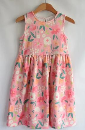 Šaty vel. 8 - 9 let, nutmeg,134