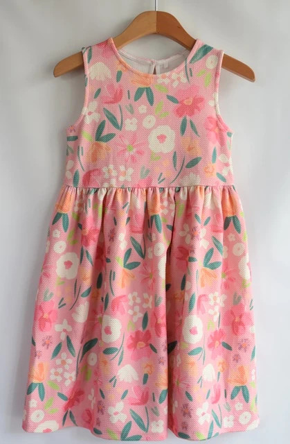 Šaty vel. 8 - 9 let, nutmeg,134