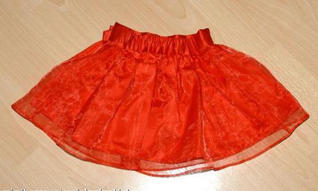 Slavnostní sváteční červená sukýnka, marks & spencer,80