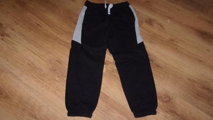 Tepláky zn. h&m, vel. 134, top stav, h&m,134