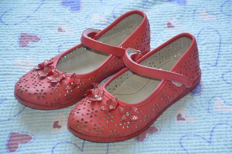 33 34 vzdušné balerínky s kamínky, 33