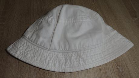 Letní klobouček, 86