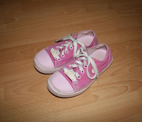 Tenisky, boty, crocs,33