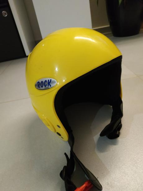 Lyžařská helma vel.54, s