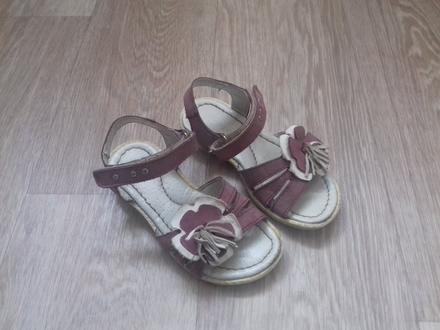 Celokožené sandálky, kornecki,27