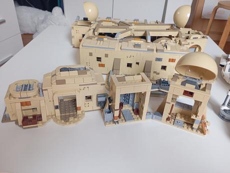 Stavebnice star wars kantýna mos eisley, 