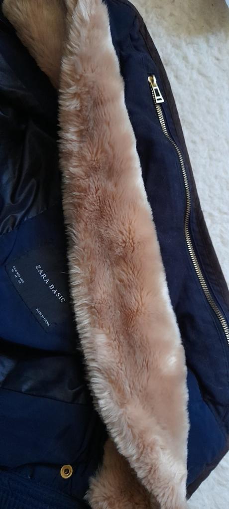 Zara luxusní péřová bunda s kožešinovým límcem, zara,s