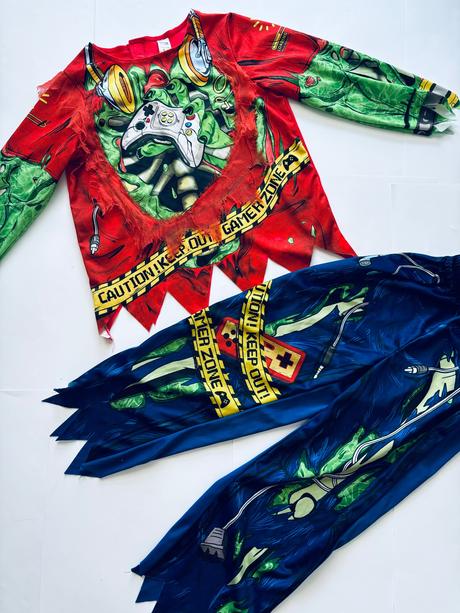 An2/ kostym game zombie - v.5/6 let, 