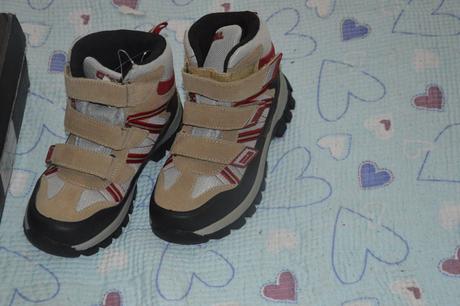 33 34 trekové kotníkové boty se sucháči, 33