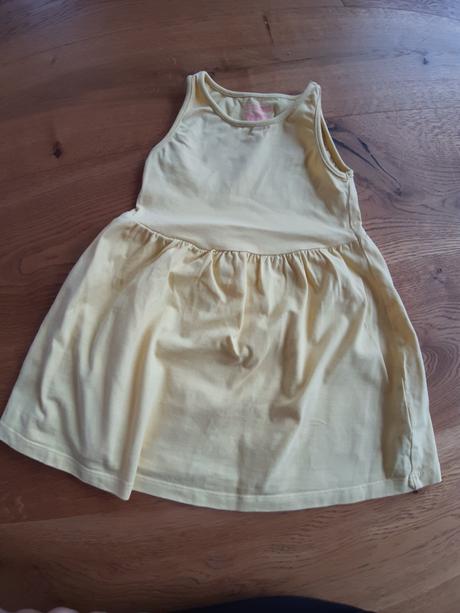 Šatičky pro holčičku, f&f,92