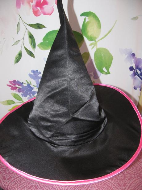 Karnevalový klobouk-krásná čarodějka,