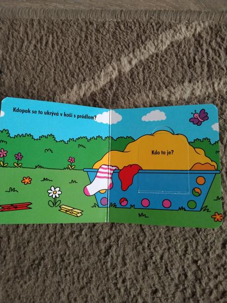 Leporelo s otviracími okénky, 