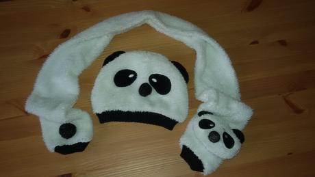 Čepice a šála, 80