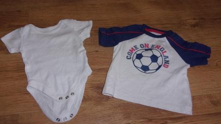 Bodyčko vel. 56 a tričko vel. 62, 56