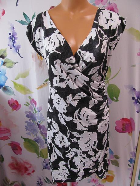 Dámské společenské i letní elastické šaty, 40