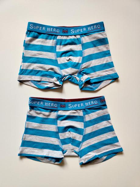2x pruhované boxerky vel. 110, 110