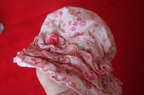 Dívčí klobou, klobouček květy, 92