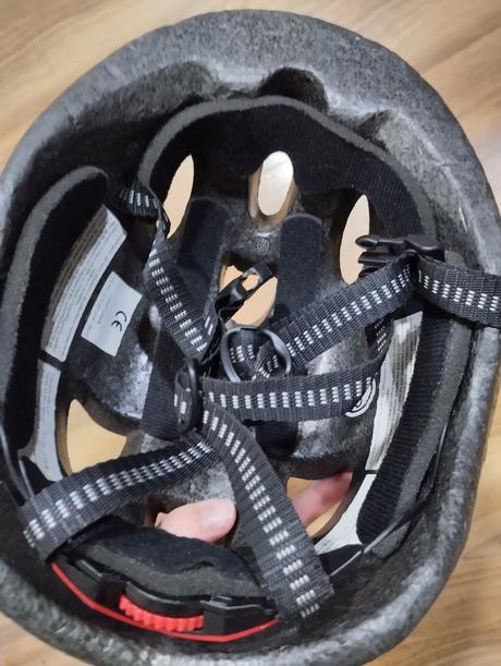 Cyklistická helma tlapková patrola 52-56, 