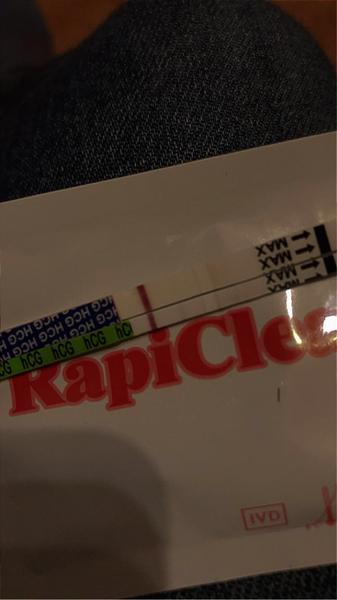 Má těhotenský test s přibývajícími dny sílit?