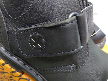Nenošené dětské kožené boty dr. martens vel. 27, 27