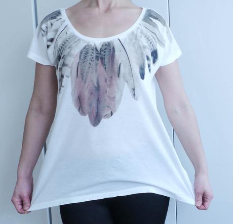 Bile tricko se vzorem pyrek vel .m od c&a, c&a,m