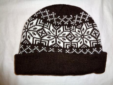 Krásná čokohnědá čepice - alpský vzor-uvnitř flíz, h&m,152