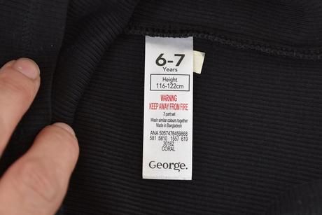 Tílko vel. 6 - 7 let, george,122