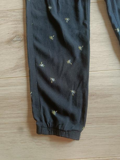 Kalhoty plátěné, velikost 146, 146