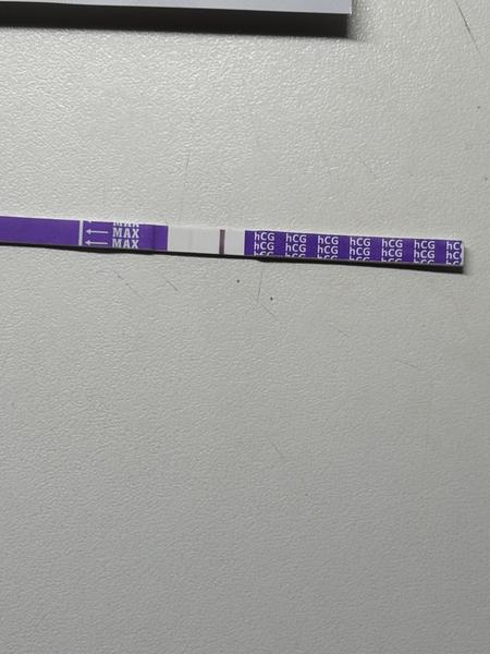 Těhotenský test. Ryska nebo duch?