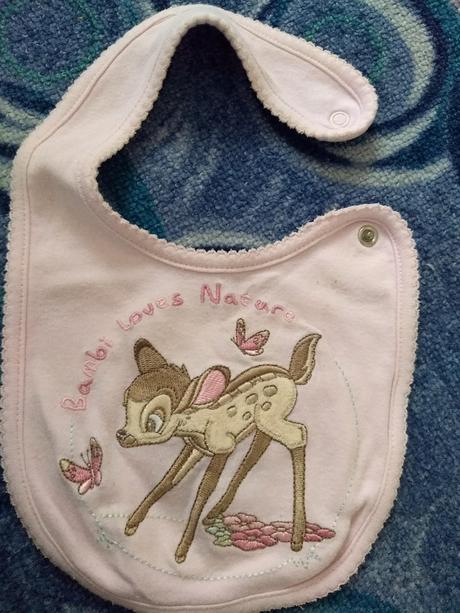 Bryndák/slintáček se srnečkou, disney