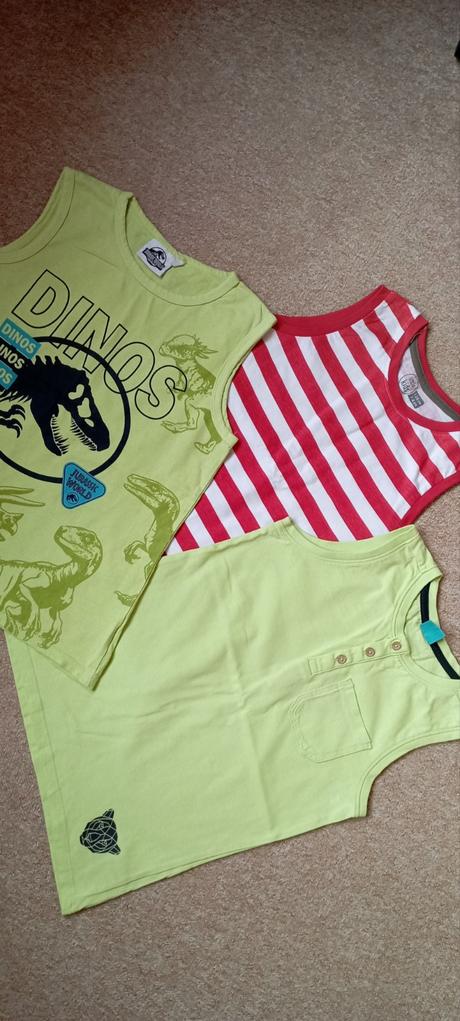 3x tílko zn."jurassic world" vel."128", 128