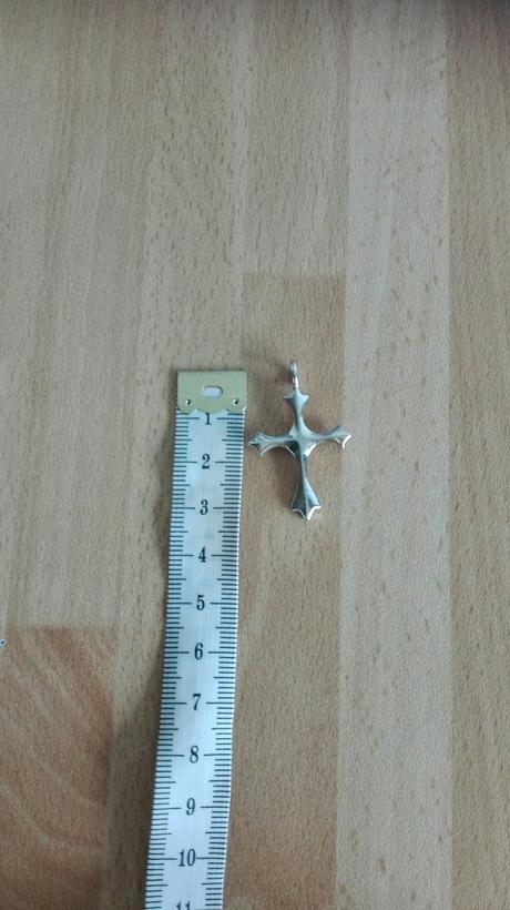 Přívěsek křížek, 