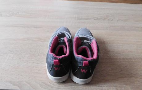 Kotníkové boty willard vel.34, 34