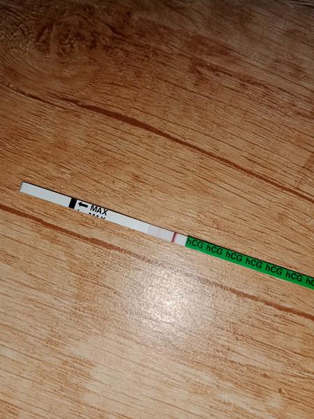 Duch na těhotenském testu nebo falešný poplach?