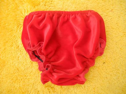 Kalhotky pod šaty, 62