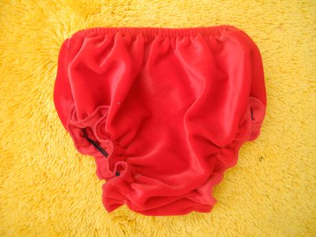 Kalhotky pod šaty, 62