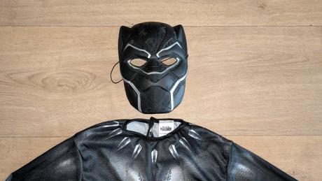 Ka254 karnevalový kostým černý panter 12 - 13 let,