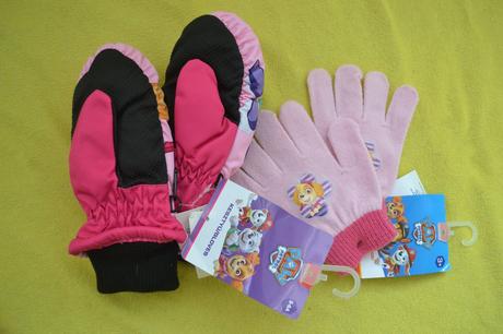 2x kvalitní rukavice v.110-122, nickelodeon,104 / 110