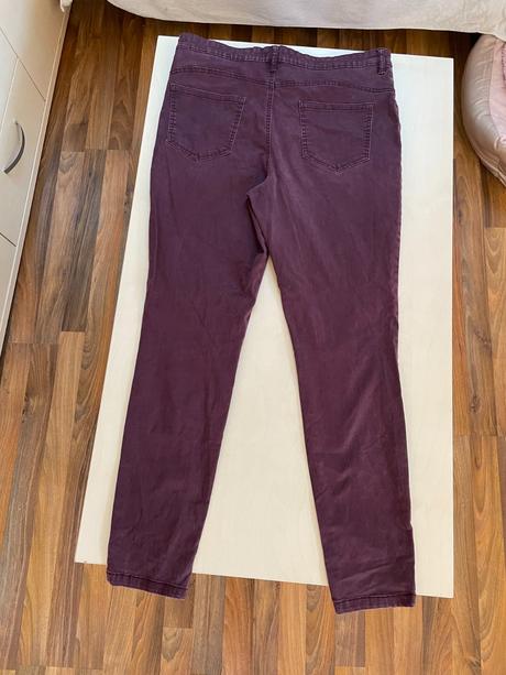 Fialové džíny, vel44 tedy cca xxl, ff, xxl