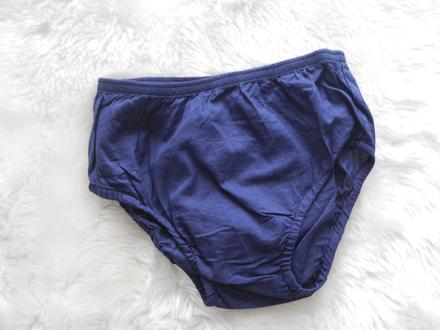 Kalhotky pod šaty, 86