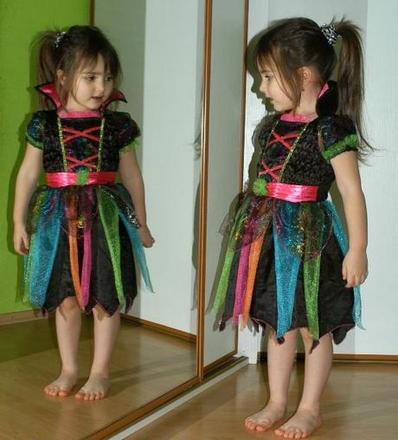 Karnevalový kostým šaty královna čarodějnice, 