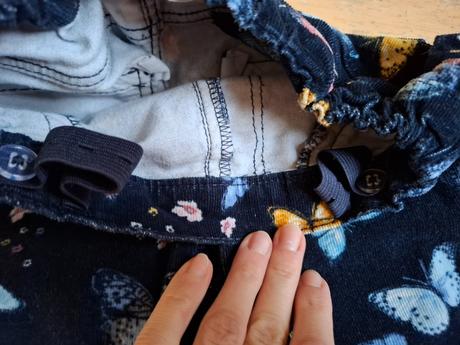 Manšestrové kalhoty motýlek, h&m,134