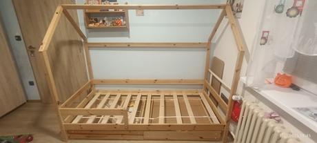 Postel domeček, šířka (cm): 95,délka (cm): 210